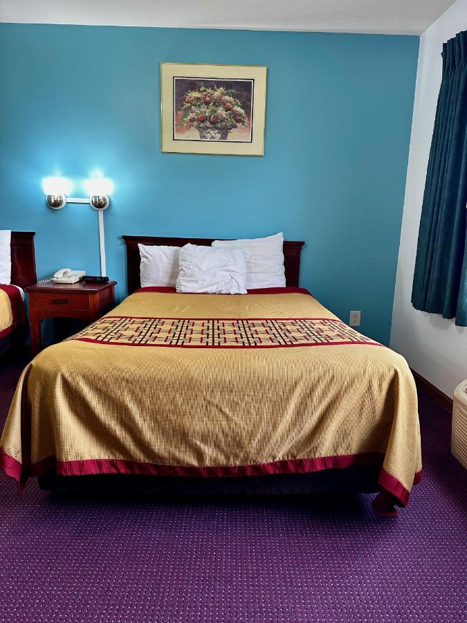 Attica Inn Eksteriør bilde
