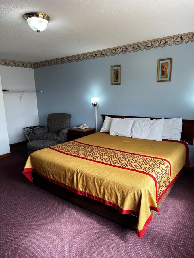 Attica Inn Eksteriør bilde